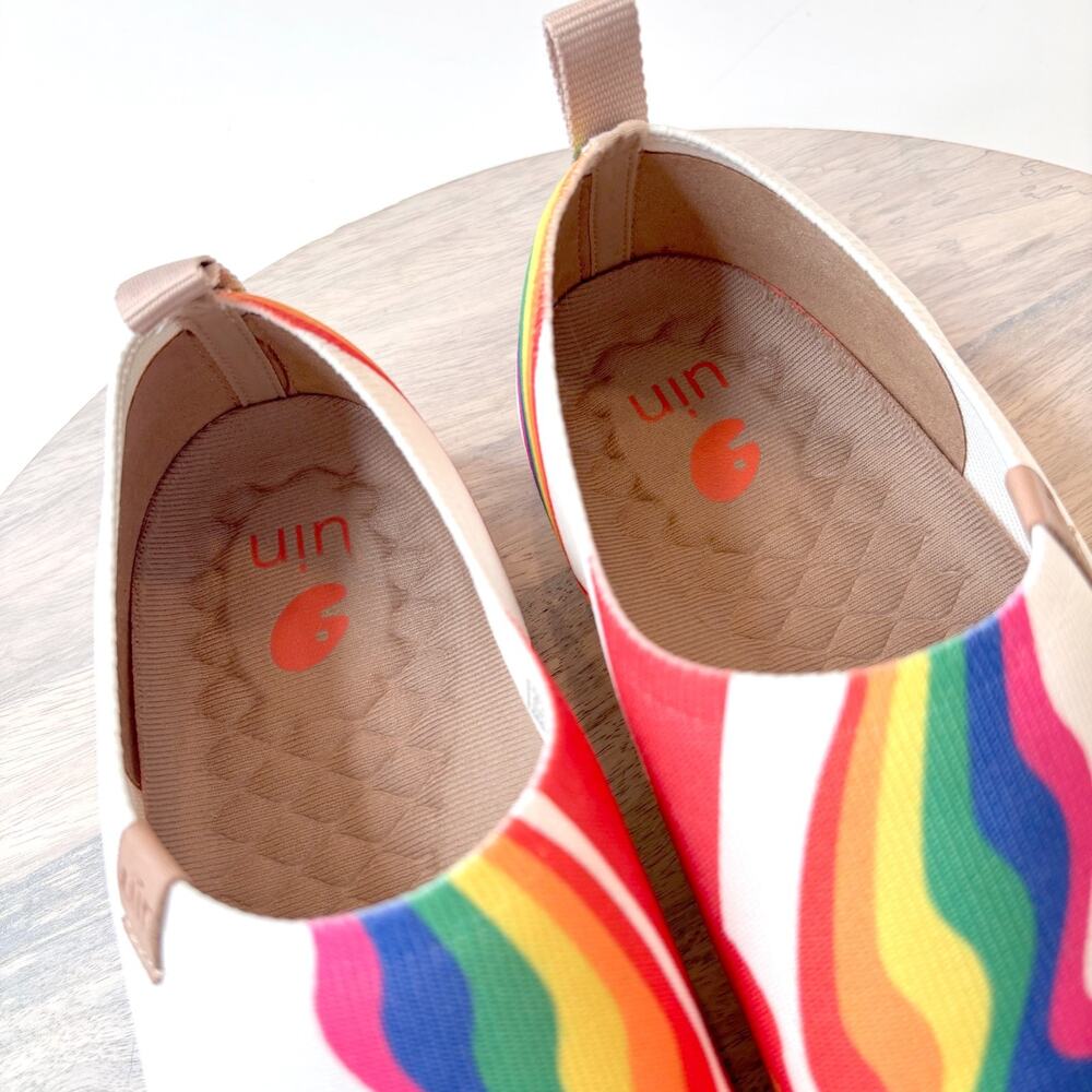 UIN Toledo Rainbow Art Slip On Shoes Women's Size 8.5 EU 40 Canvas Comfort - Picture 8 of 12